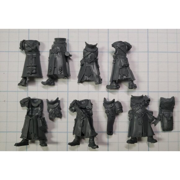 Warhammer Cities of Sigmar Bits Freeguild Fusiliers Robed Torsos & Legs Set x5 A - Picture 2 of 3